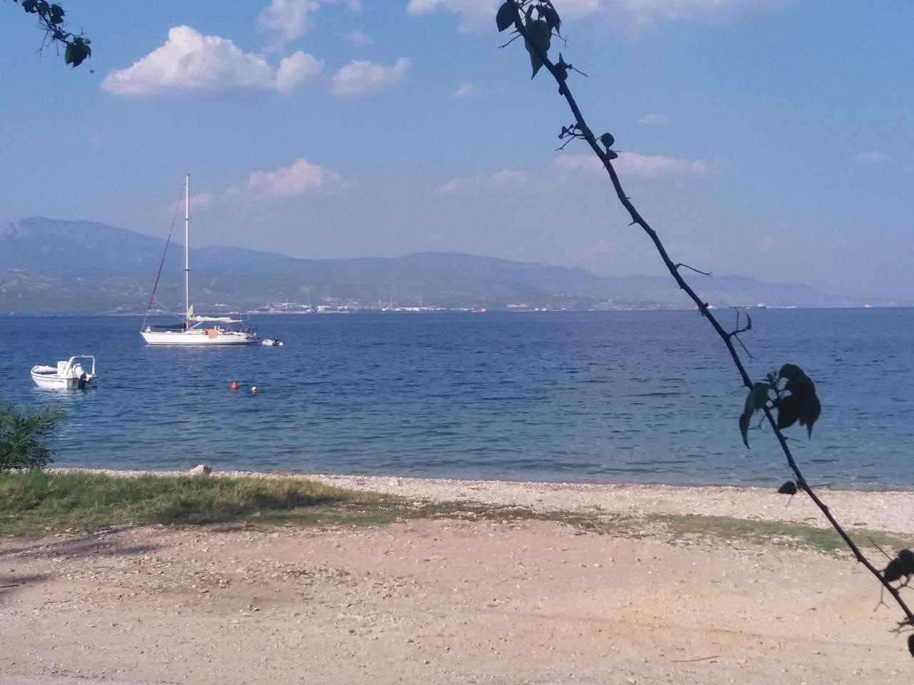 Vila Per Mare Loutra Oraias Elenis Exteriér fotografie